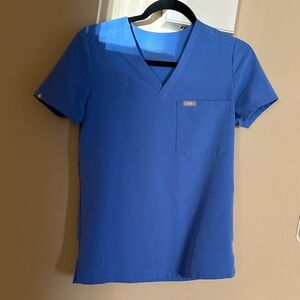 Figs Ceil Blue Catarina Scrub Top